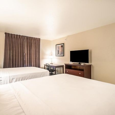 Cobblestone Inn & Suites - Kermit Luaran gambar