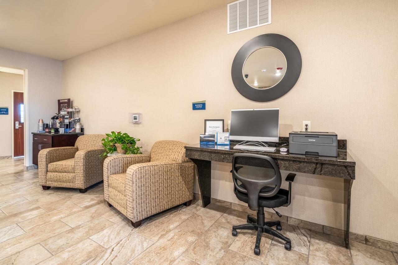 Cobblestone Inn & Suites - Kermit Luaran gambar