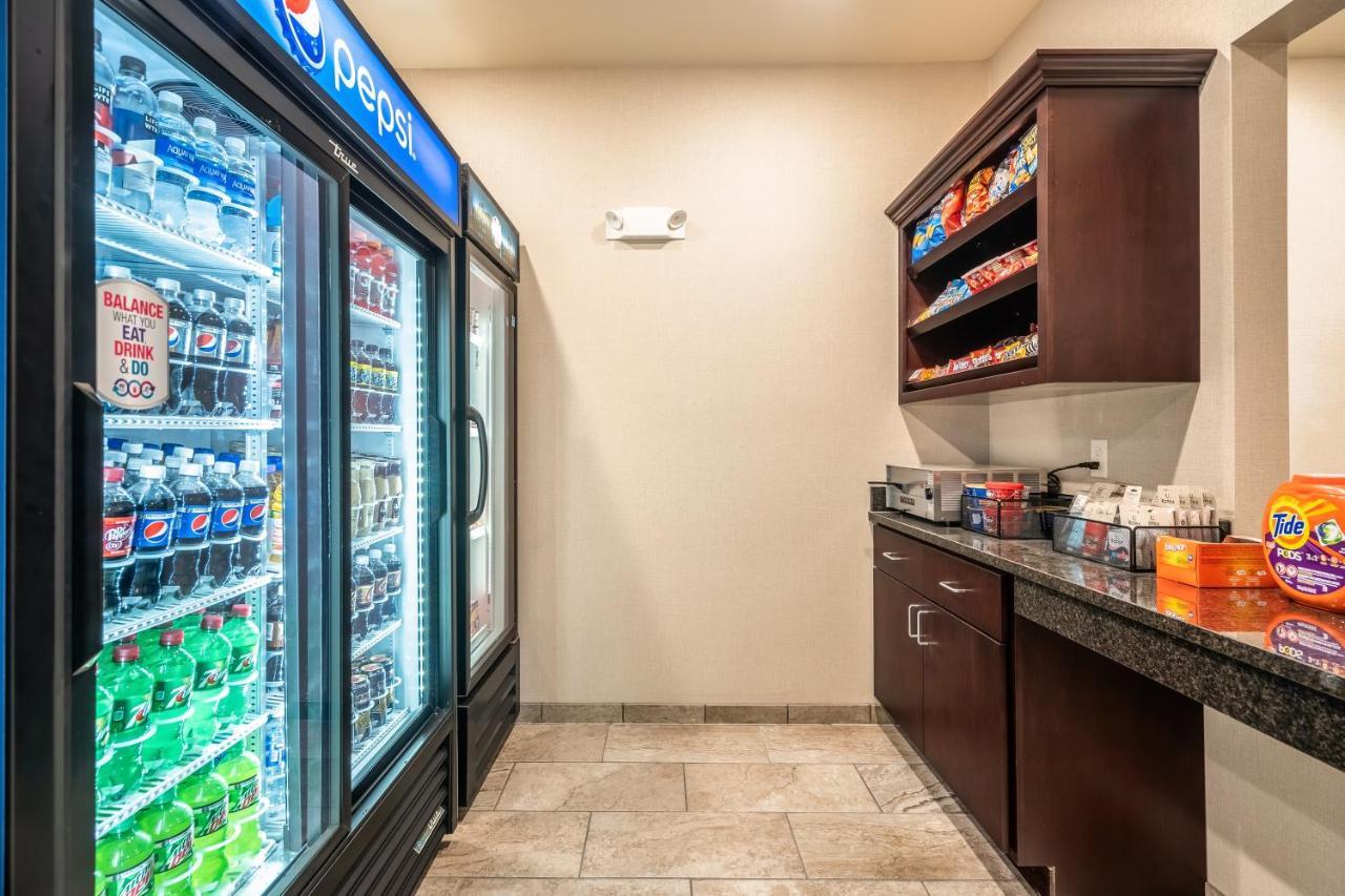 Cobblestone Inn & Suites - Kermit Luaran gambar